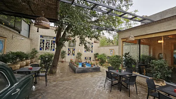 اقامتگاه سنتی بوتیک